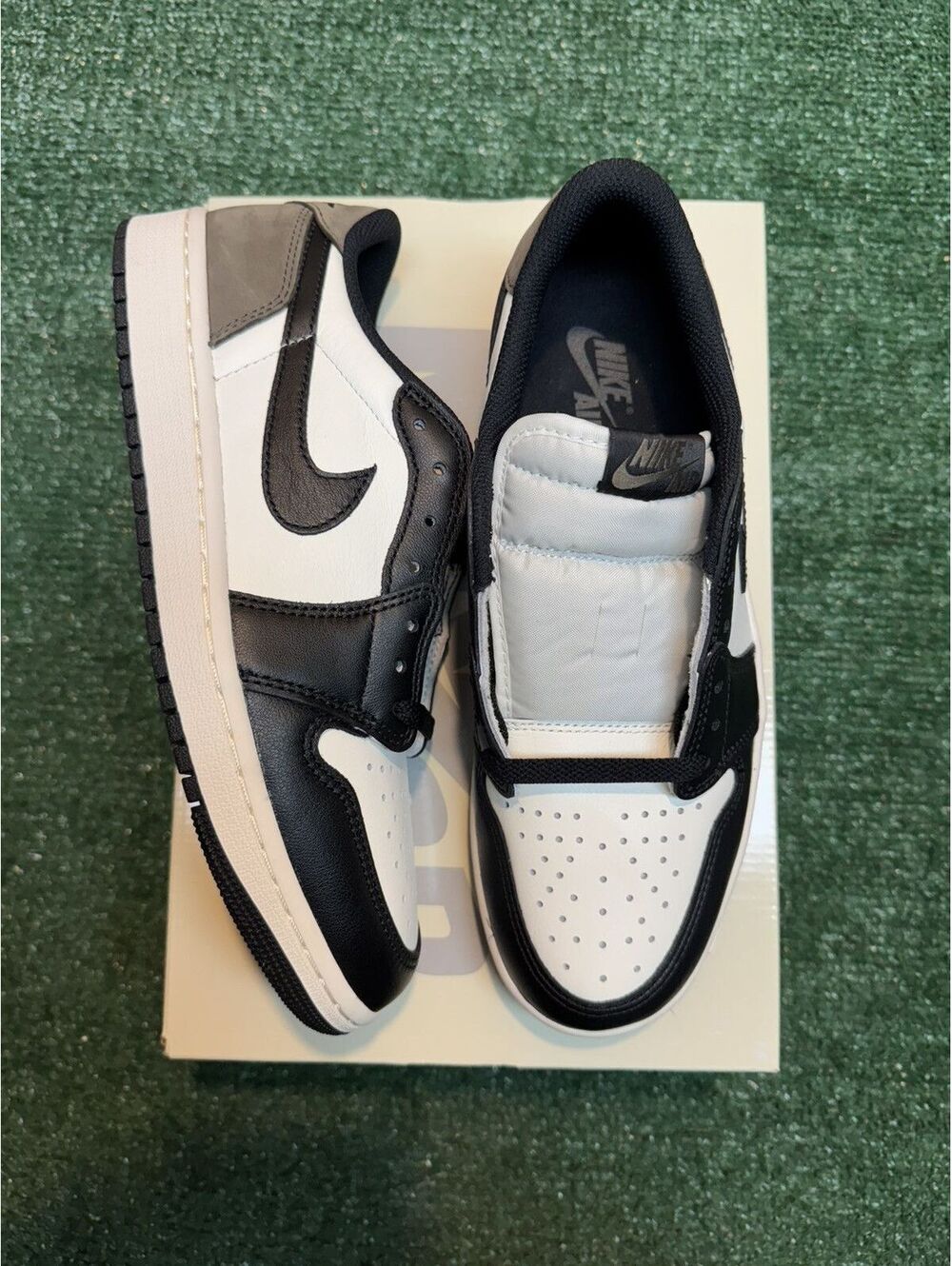 Jordan Retro 1 Mocha Low Size 9 - Picture 6 of 9